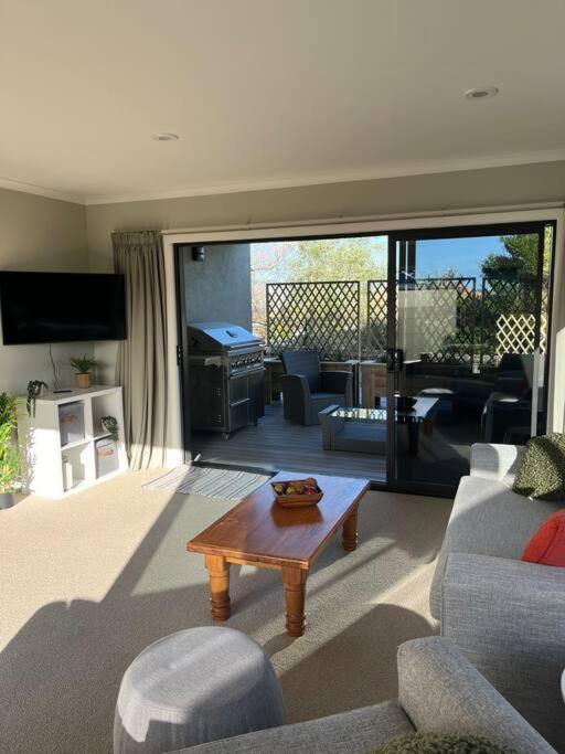 Smiths Place Taupo Exterior photo
